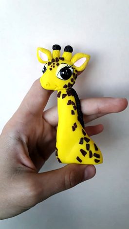 Фигурка жирафа 3D