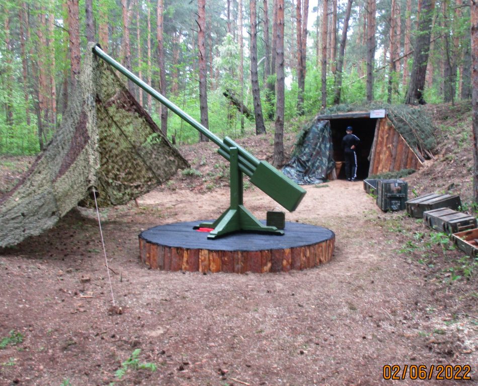 Макет 85-мм. зенитного орудия